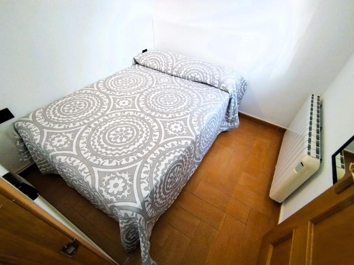 Puerta Del Sol - Apartamento Para 4 مدريد المظهر الخارجي الصورة